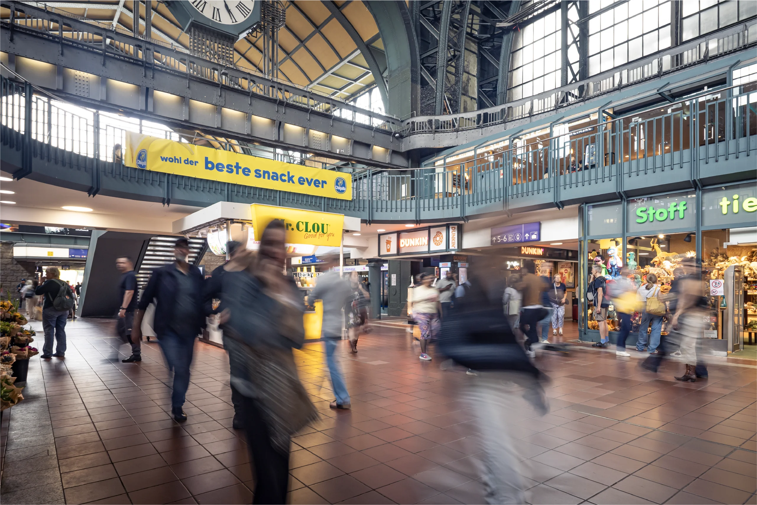 hejrockit-chiquita-kampagne-d04 Chiquita Multi-Channel Kampagne mit großflächigem Bahnhofsbanner „wohl der beste snack ever“